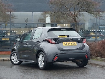 Used Mazda Mazda2 HYBRID 2024 for sale - 77115460: Photo
