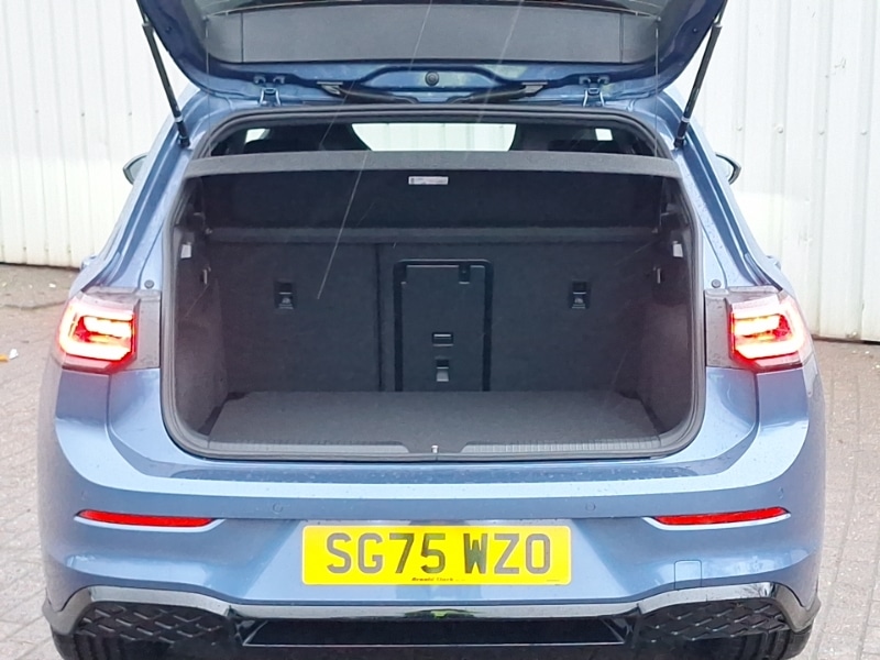 Used Volkswagen Golf 2025 for sale - 76912173: Photo 8