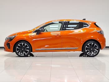 Used Renault Clio 2024 for sale - 79662088: Photo