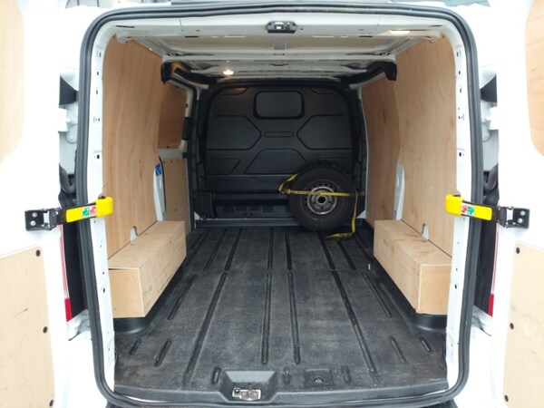 Used Ford Transit Custom 2022 for sale - 76237855: Photo 8