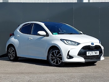 Used Toyota Yaris 2021 for sale - 78269824: Photo