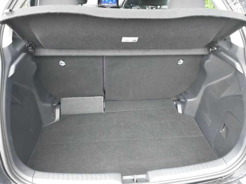 Used Mazda Mazda2 HYBRID 2024 for sale - 76749379: Photo 8