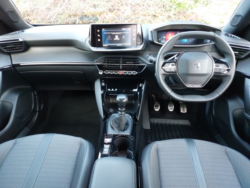 Used Peugeot 2008 2023 for sale - 76411112: Photo 2