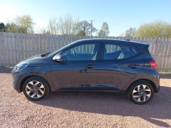 Used Hyundai i10 2024 for sale - 78347047: Photo