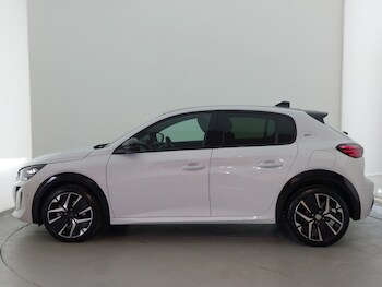 Used Peugeot 208 2025 for sale - 75909397: Photo