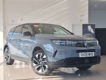 2025 - 1.2 Hybrid [136] GS 5dr e-DCT6