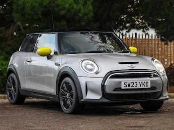Used MINI Hatch 2023 for sale - 77752722: Photo