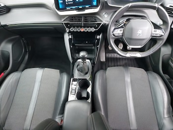 Used Peugeot 2008 2022 for sale - 76479350: Photo