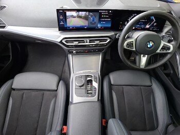 Used BMW 3 Series 2024 for sale - 79324212: Photo