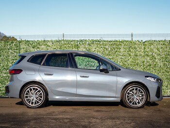 Used BMW 2 Series 2025 for sale - 77174223: Photo