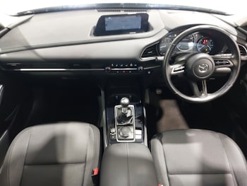 Used Mazda CX-30 2023 for sale - 76165528: Photo 2