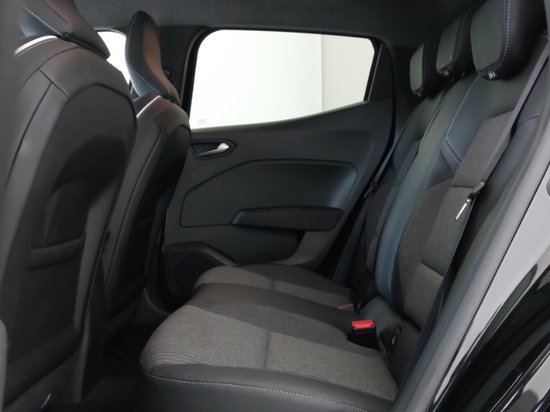 Used Renault Clio 2023 for sale - 77955656: Photo 6