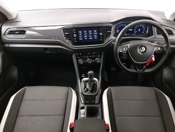 Used Volkswagen T-Roc 2020 for sale - 78837063: Photo
