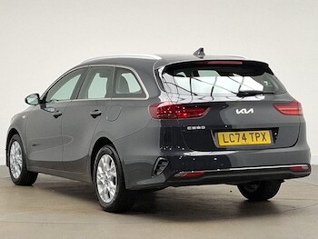 Used Kia Ceed 2024 for sale - 77169789: Photo