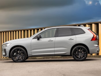 Used Volvo XC60 2025 for sale - 77923968: Photo