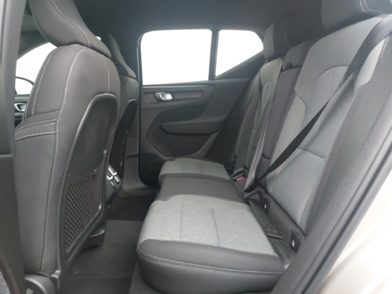 Used Volvo XC40 2023 for sale - 77874947: Photo 6