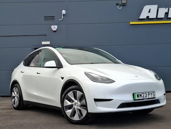 2023 - RWD 5dr Auto