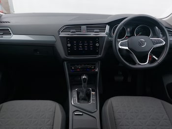 Used Volkswagen Tiguan 2022 for sale - 75651997: Photo