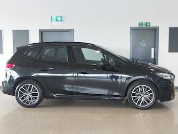 Used BMW 2 Series 2023 for sale - 76465892: Photo