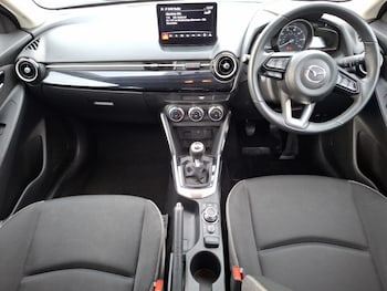 Used Mazda Mazda2 2024 for sale - 76479235: Photo