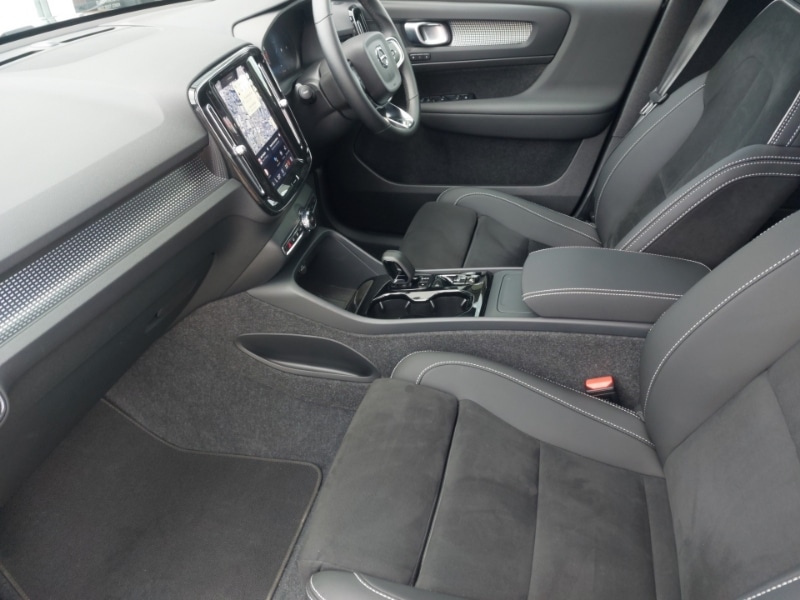 Used Volvo XC40 2025 for sale - 77817831: Photo 5