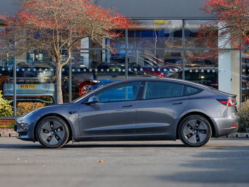 Used Tesla Model 3 2021 for sale - 76392828: Photo 4