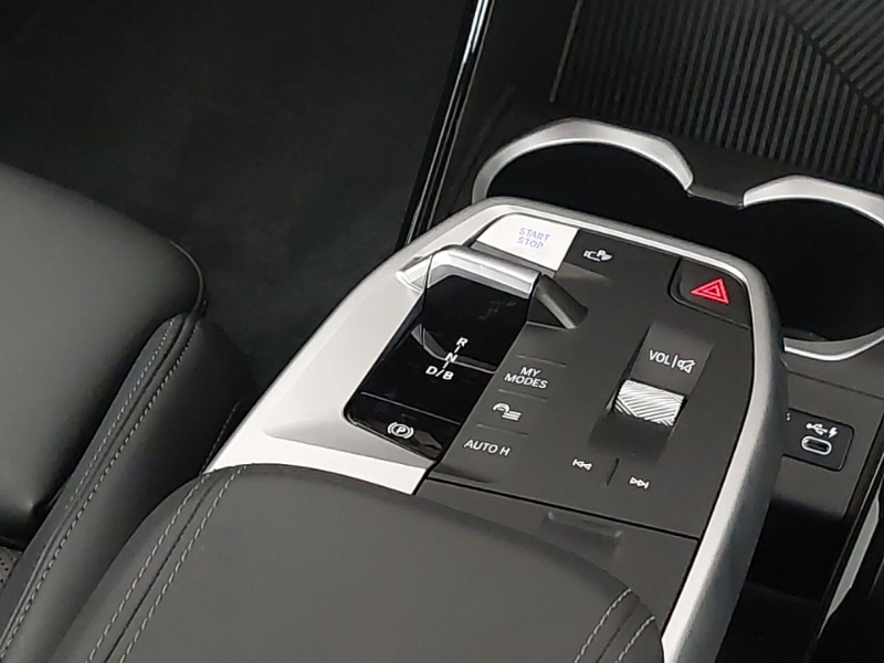 Used BMW iX1 2023 for sale - 76335431: Photo 10