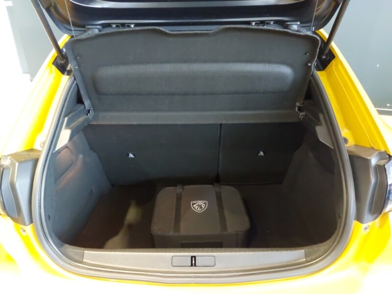 Used Peugeot 208 2022 for sale - 77438978: Photo 8