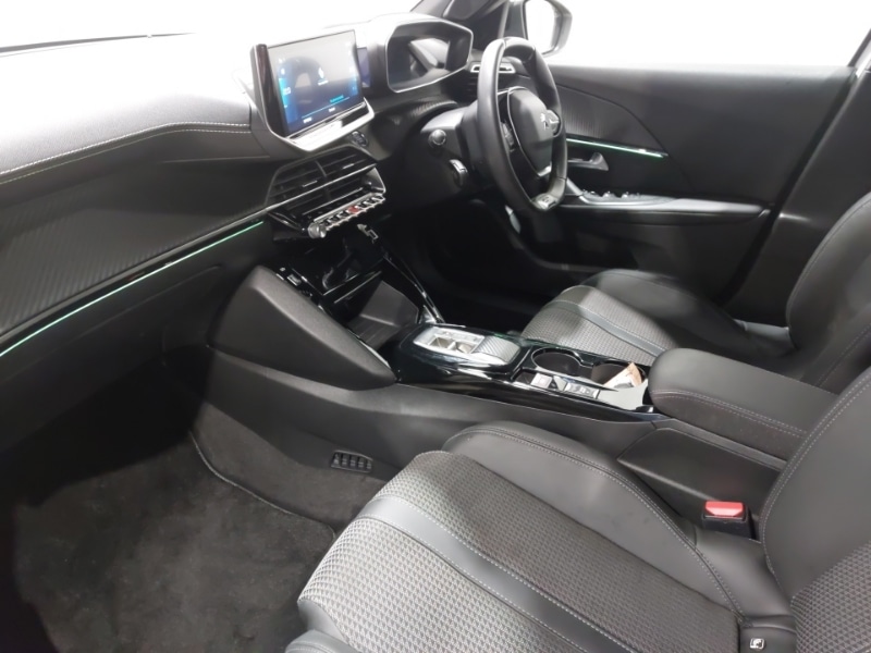 Used Peugeot 2008 2022 for sale - 76881100: Photo 5