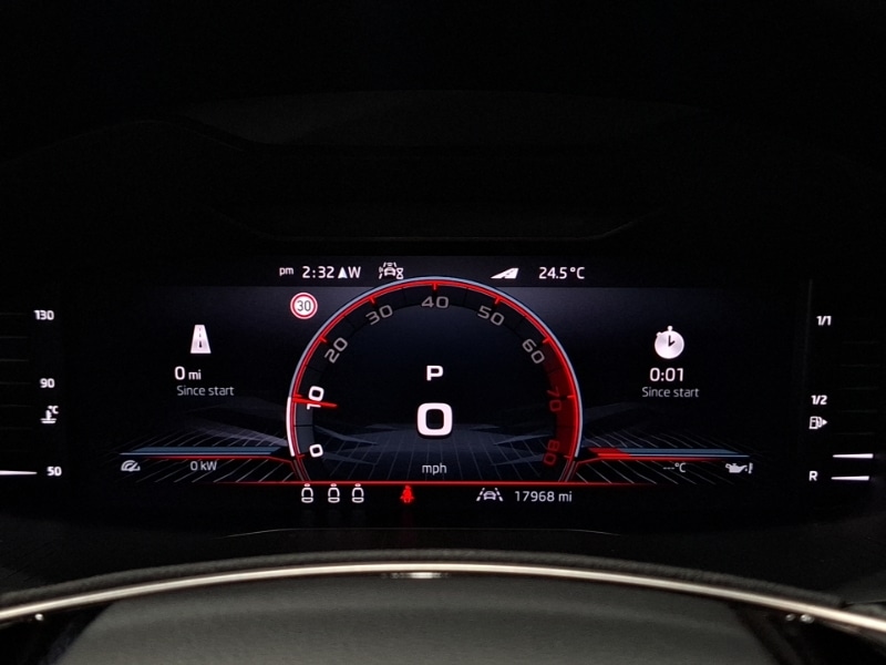 Used Skoda Karoq 2024 for sale - 76459628: Photo 10