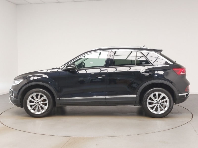 Used Volkswagen T-Roc 2023 for sale - 77330129: Photo 4