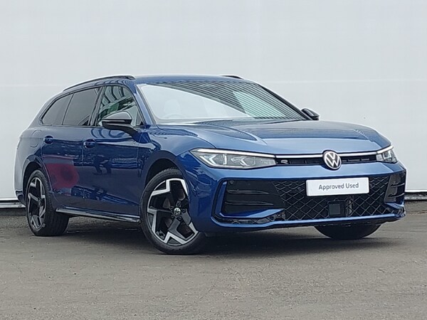 Used Volkswagen Passat 2024 for sale - 76125346: Photo 1