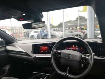 Used Vauxhall Astra 2023 for sale - 75077013: Photo