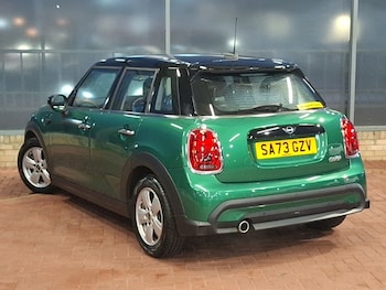 Used MINI Hatch 2023 for sale - 76720645: Photo