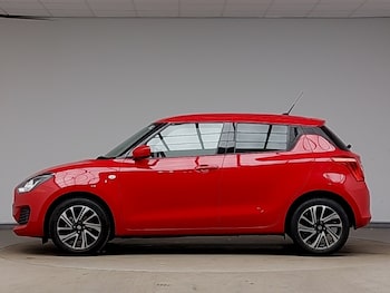 Used Suzuki Swift 2021 for sale - 78381264: Photo