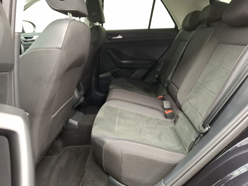 Used Volkswagen T-Roc 2023 for sale - 77353446: Photo 6