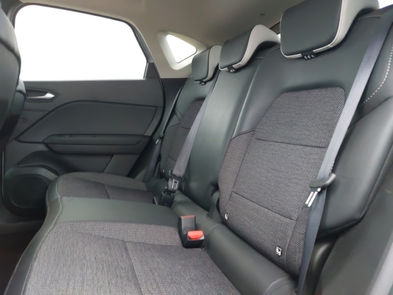 Used Renault Captur 2022 for sale - 76683059: Photo 6