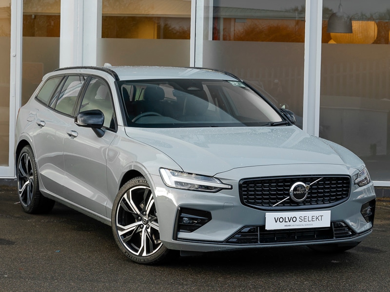Used Volvo V60 2025 for sale - 76540545: Photo 1