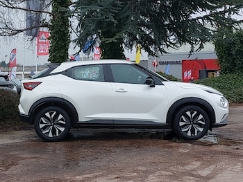 Used Nissan Juke 2023 for sale - 77090673: Photo