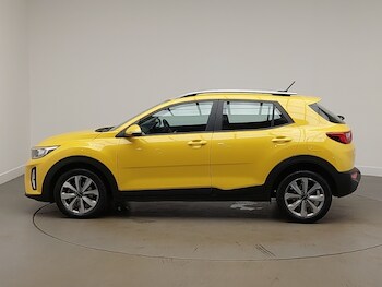 Used Kia Stonic 2023 for sale - 76051052: Photo