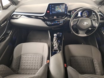 Used Toyota C-HR 2021 for sale - 78269839: Photo