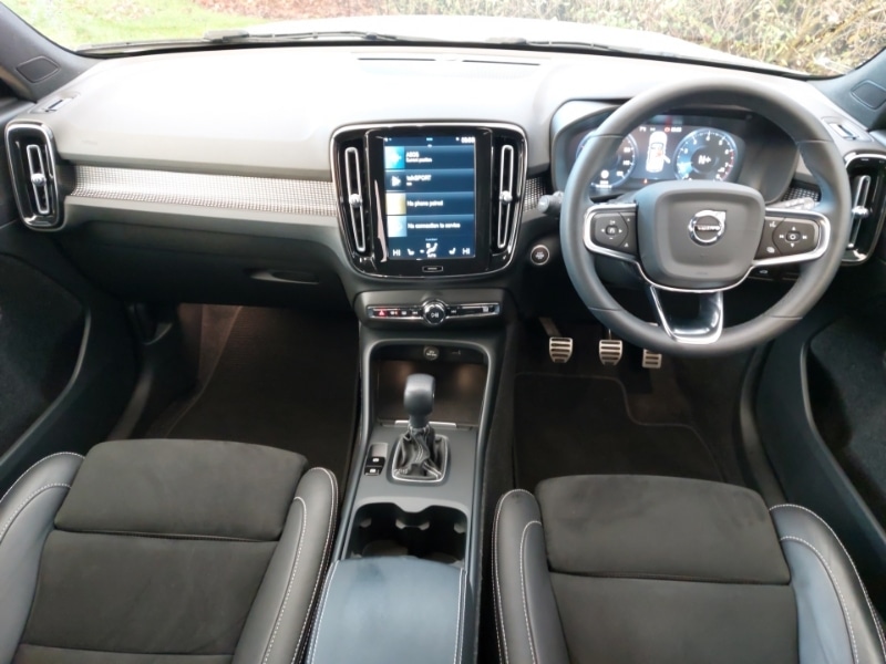 Used Volvo XC40 2021 for sale - 76785966: Photo 2