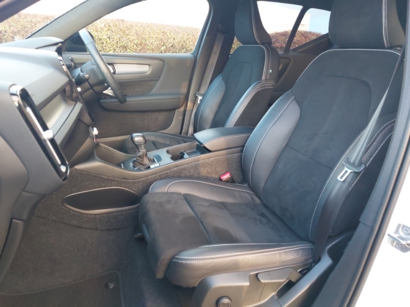 Used Volvo XC40 2021 for sale - 76785966: Photo 5