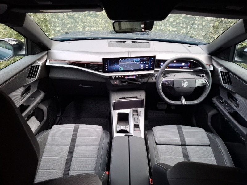 Used Vauxhall Grandland 2025 for sale - 76954944: Photo 2