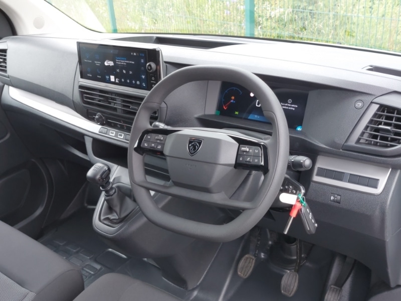 Used Peugeot Expert 2024 for sale - 77052825: Photo 2