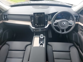 Used Volvo XC90 2025 for sale - 75362300: Photo