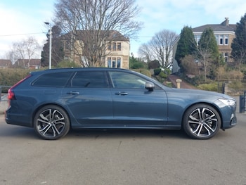 Used Volvo V90 2024 for sale - 78334018: Photo