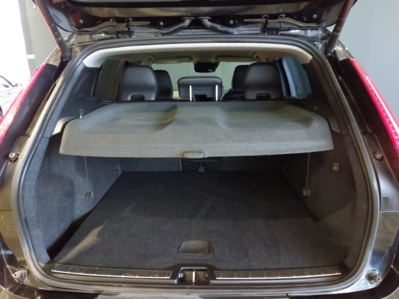 Used Volvo XC40 2021 for sale - 76414047: Photo 8