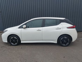 Used Nissan Leaf 2022 for sale - 78275037: Photo