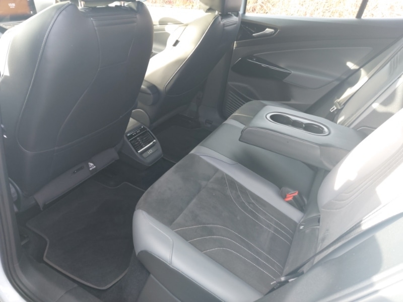 Used Volkswagen ID.4 2022 for sale - 77536979: Photo 6